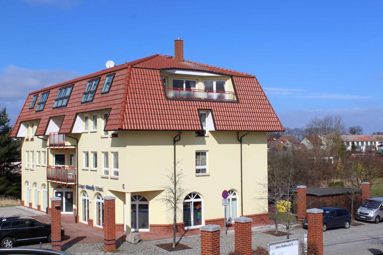 Ferienwohnung Am Schloss اوكرموند المظهر الخارجي الصورة